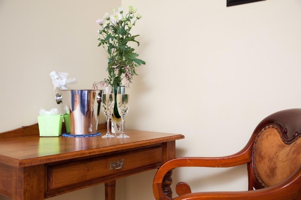 Hotel Tairoa Lodge & Cottage (Hawera)
